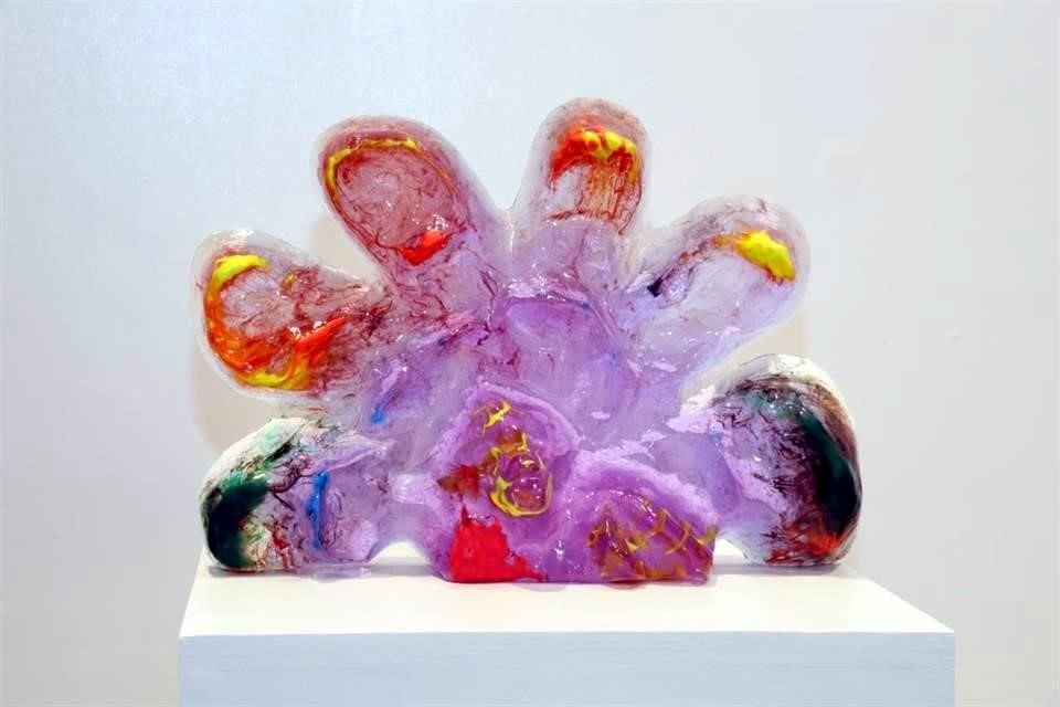 Honran a Enrique Canales