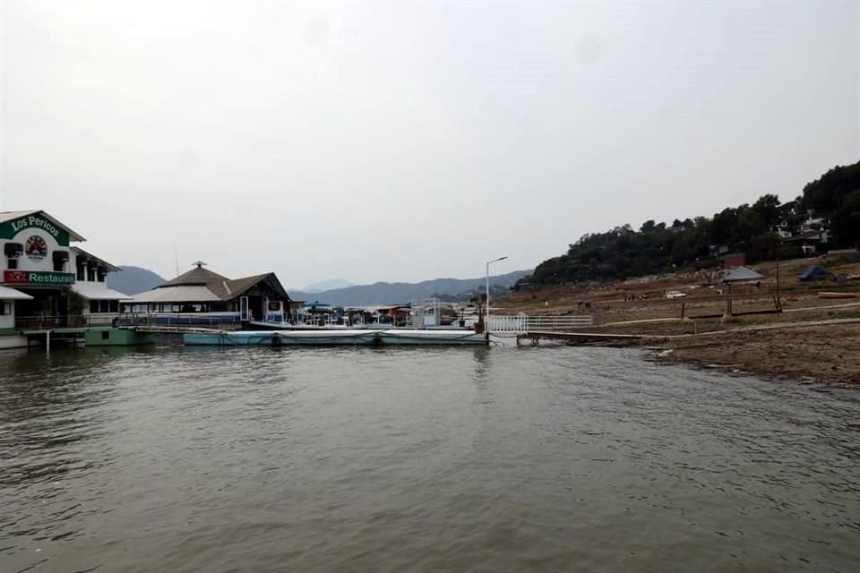 'El recorte al Sistema Cutzamala tuvimos que contrarrestarlo, hicimos entonces, en consecuencia, un plan para recuperar agua saneando pozos, construyendo nuevos pozos, reponiendo pozos', indicó Batres.