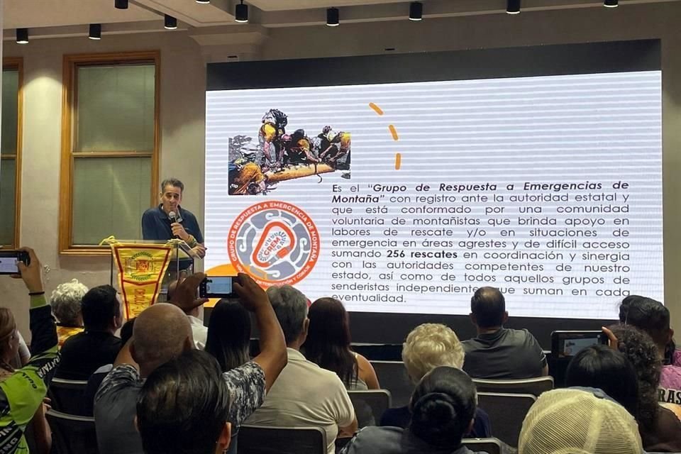 El Grupo de Respuesta a Emergencia de Montaña (GREM) organizó un evento en el LabNL.