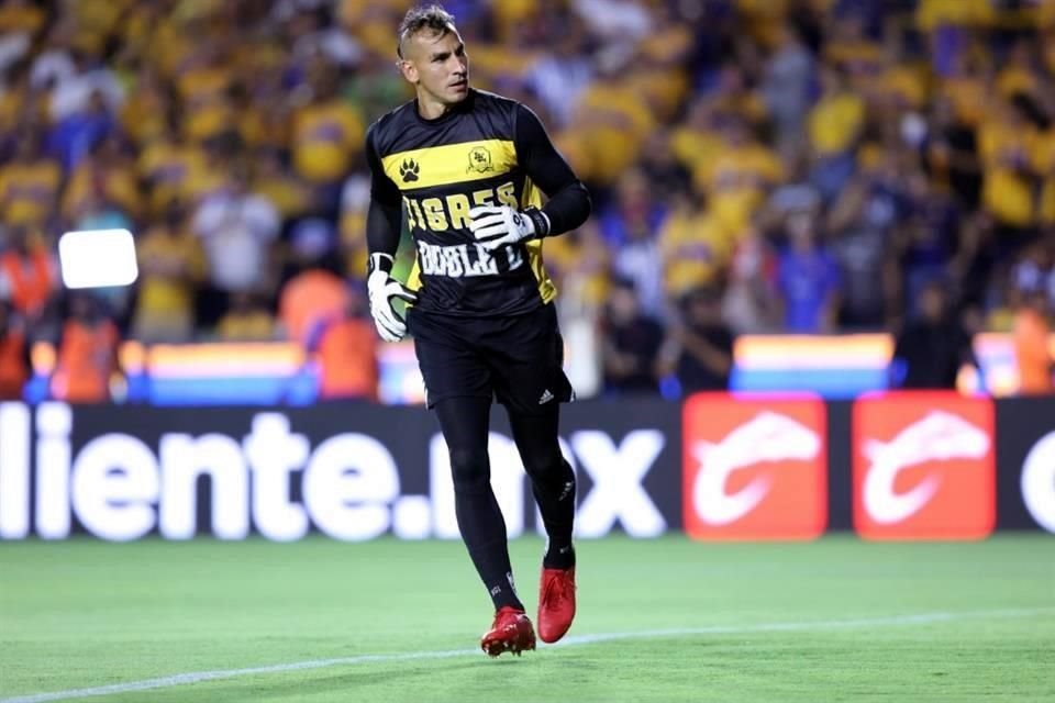 Nahuel Guzmán se conmovió al ver la docuserie sobre la historia del equipo felino.