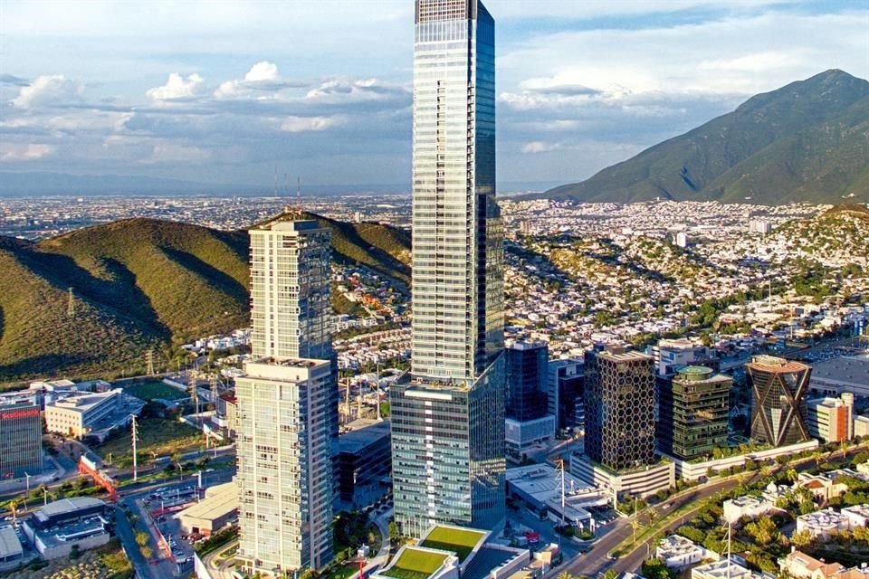 Torre KOI es uno de los edificios más altos, sustentables y de máximo desempeño en América Latina.