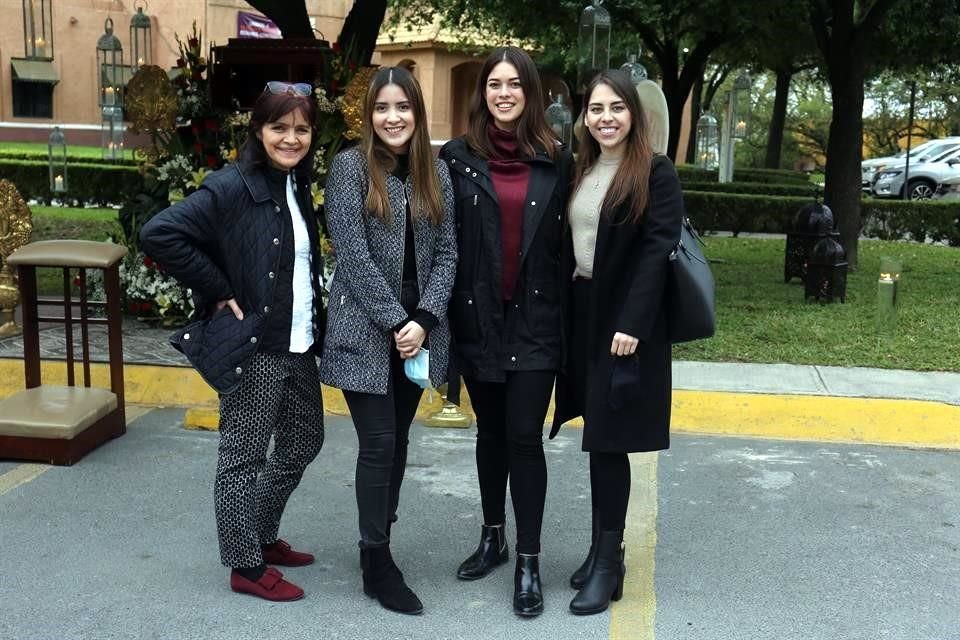 Sofía Cárdenas, Mariana Ramos, Regina Angulo y Dibanhy Becerra