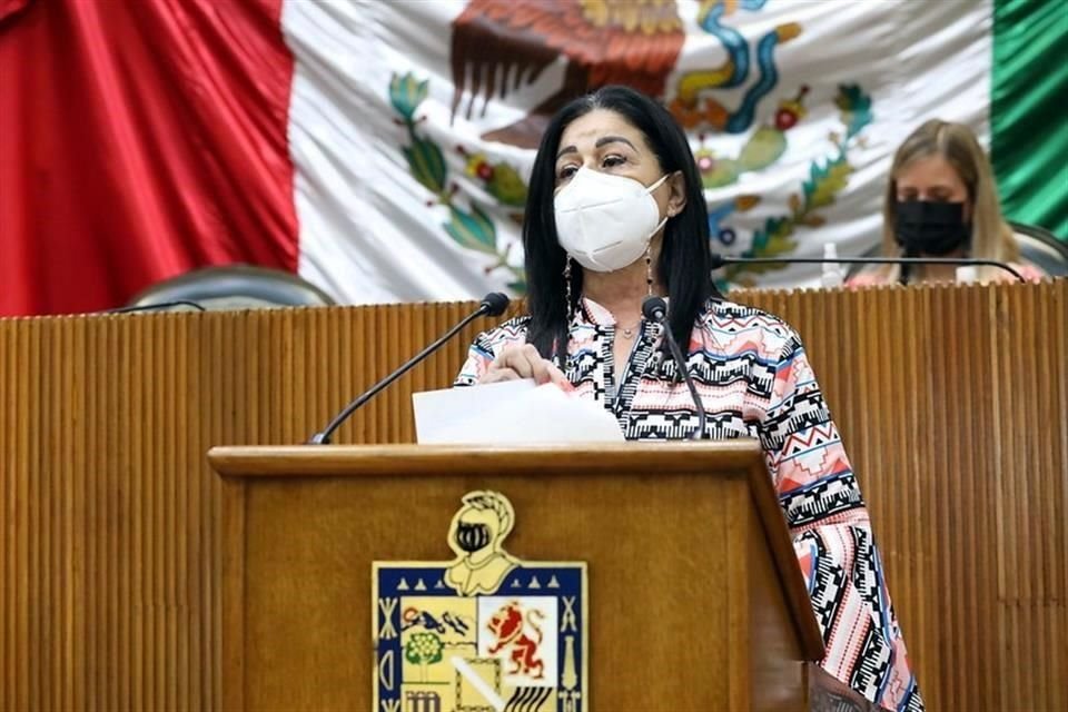 La Diputada de Nueva Alianza, Dolores Leal Cantú, es la promovente del punto de acuerdo.