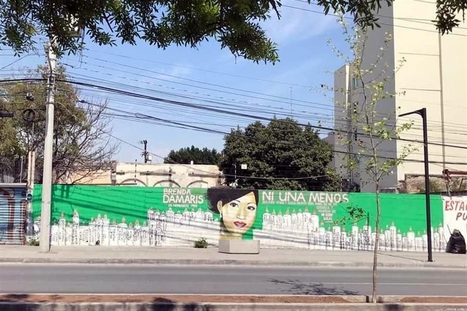 El mural de las víctimas de desaparición y feminicidio se encontraba en Juan I. Ramón, casi esquina con Escobedo, en el Centro de Monterrey.