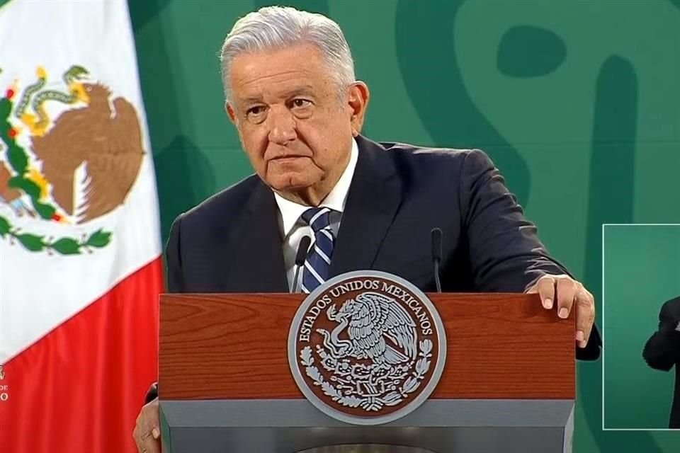 Según el Presidente López Obrador, las quejas de los médicos y personal de salud que no han sido vacunados, es parte de los ataques contra su Gobierno.