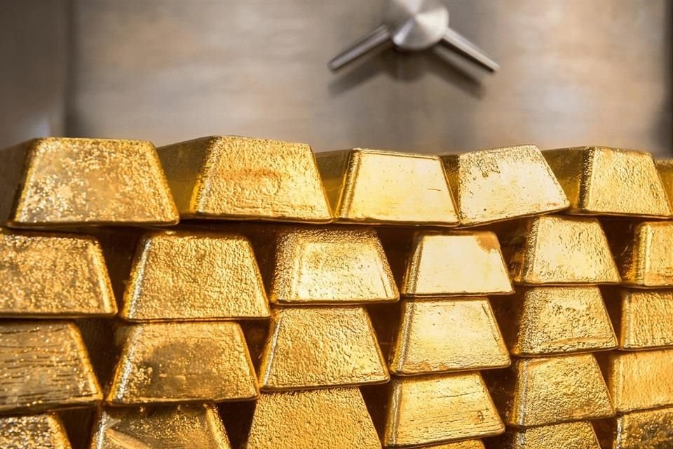 Los precios del oro se encaminan a superar los 3 mil 100 dólares la onza.