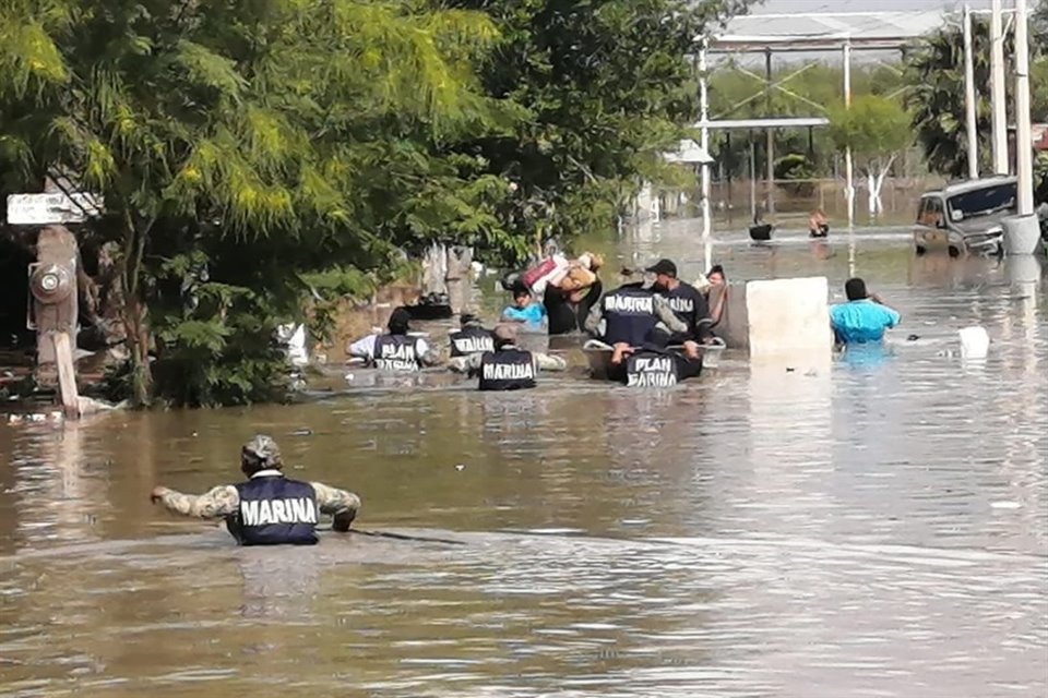 Las labores de rescate continúan hasta el momento.