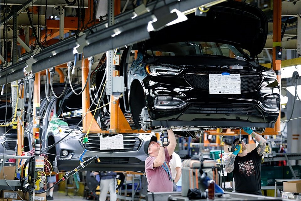 Ejecutivos de la industria automotriz no saben cómo determinar el 'contenido estadounidense' para evitar pagar el arancel impuesto a las importaciones de autos fabricados en el extranjero.