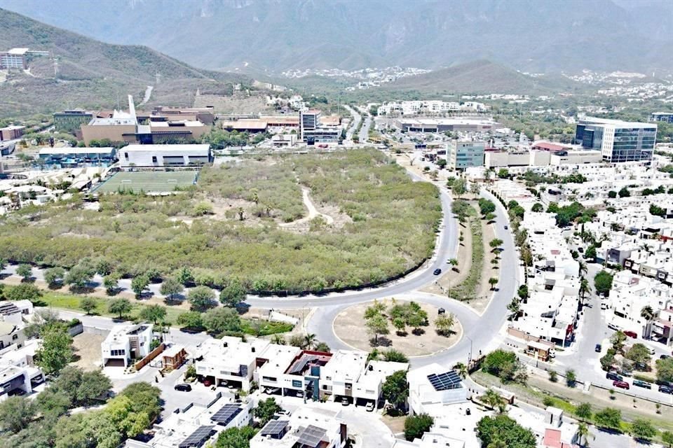 Vecinos de la zona sur rechazaron la construcción del paso elevado que conecta La Rioja y Las Estancias.