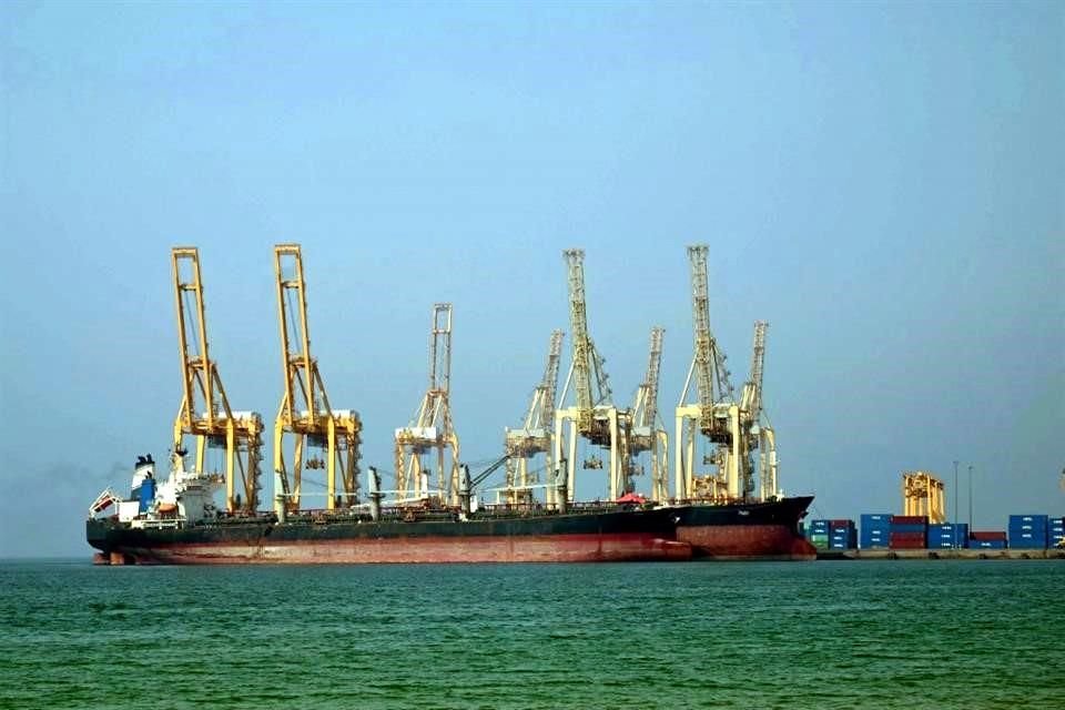 Los precios del crudo Brent solo han subido unos 10 dólares desde el inicio del conflicto Irán-Israel.