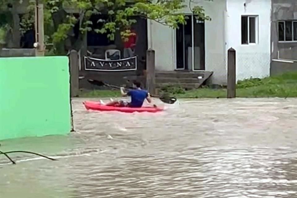 Ante la emergencia, el Ejército mexicano activó el Plan-DN-III-E en varios municipios, incluidos los del sur del estado y la capital.