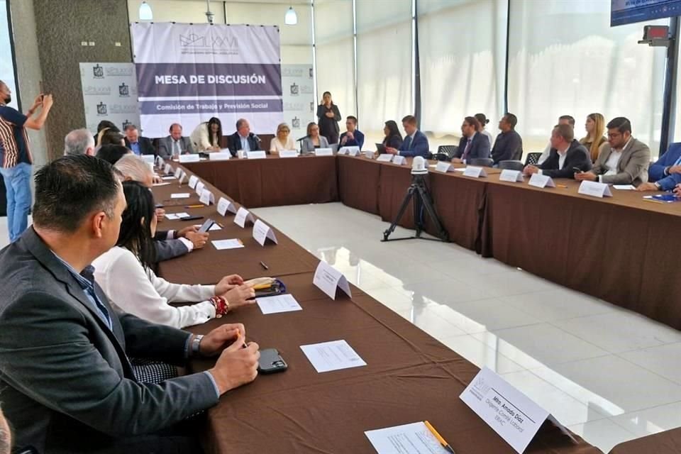 La postura recurrente fue a favor de la reducción de la jornada laboral gradual para no perjudicar a los trabajadores, ni a los empleadores.