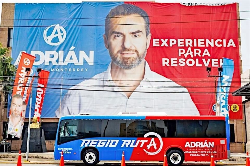 La Regio Ruta fue presentada por el Alcalde Adrián de la Garza.