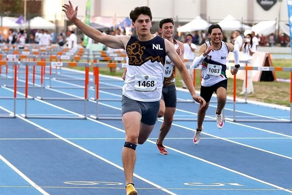 Eduardo Aguado clasificó en los 400 metros con vallas.