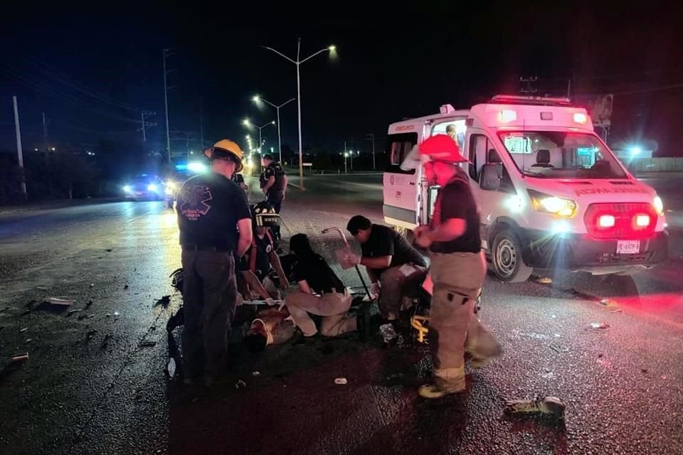 El accidente fue reportado alrededor de las 23:00 horas del sábado en la Carretera Libre a Reynosa a la altura del kilómetro 22 frente a la Colonia Palmanova.