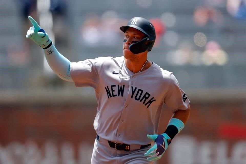 Aaron Judge llegó a 351 jonrones con los Yankees para igualar a Alex Rodríguez en la lista histórica.