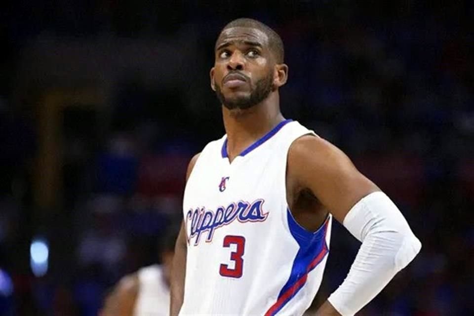 El base Chris Paul hará su retorno con Los Ángeles Clippers, equipo con el que jugó seis temporadas, tras llegar como agente libre y alcanzar un acuerdo por un año.