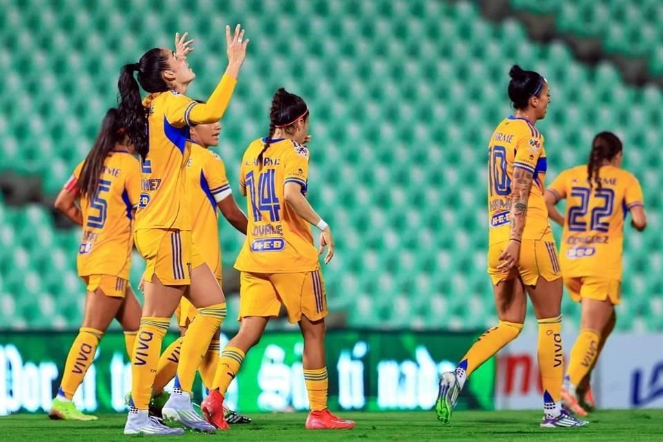 Tigres Femenil ligó su segunda victoria del Apertura 2025 al vencer de visita 2-0 a Santos, con lo que llegó a 7 puntos en el torneo.
