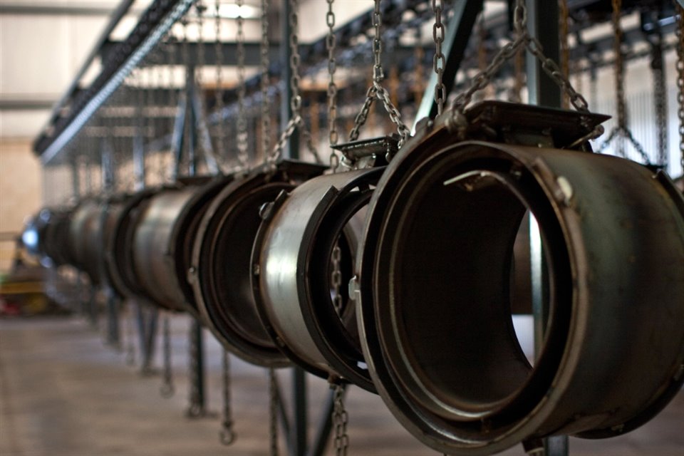 La UE espera negociar acuerdos con la administración Trump que reduzcan los aranceles del 50% que actualmente aplican las exportaciones de acero y aluminio del bloque a Estados Unidos.