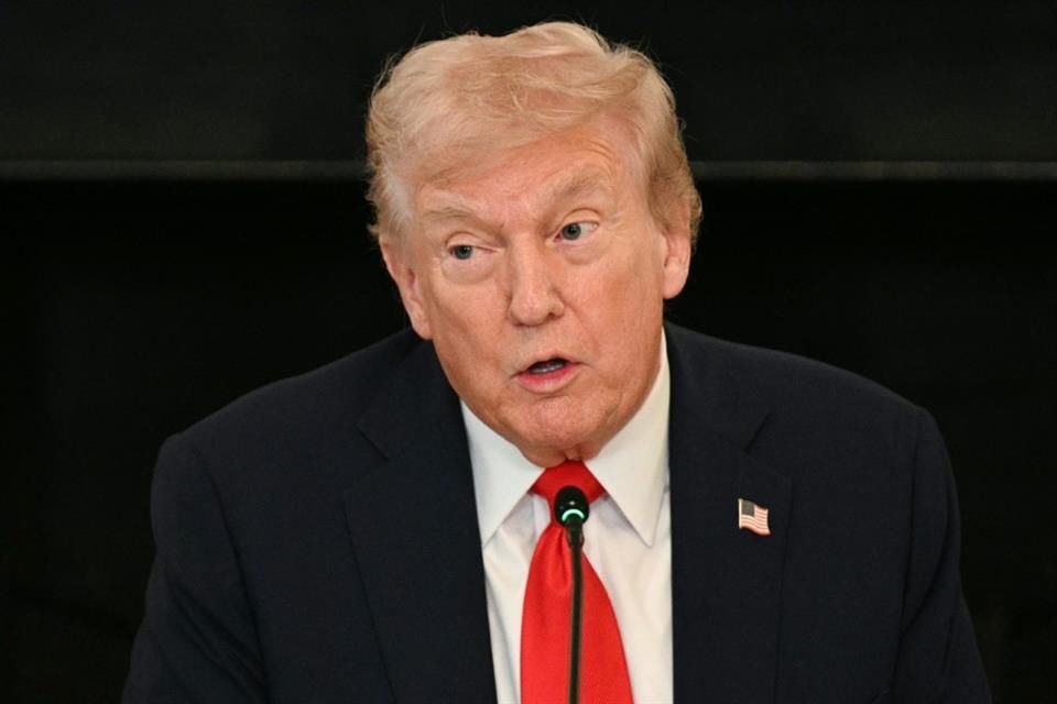 El Presidente Donald Trump durante una mesa sobre Antifa en la Casa Blanca, el 8 de octubre del 2025.