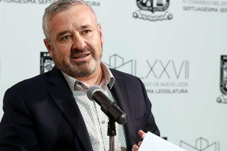 Javier Caballero, Diputado local del PRI.