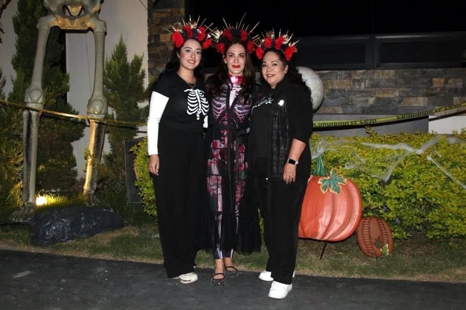 Luisa Gamboa, Ale Gamboa, Sandra Flores