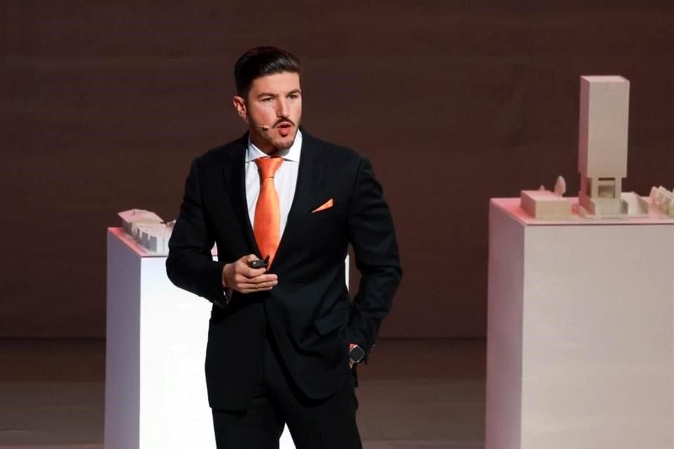 Samuel García, Gobernador de Nuevo León.