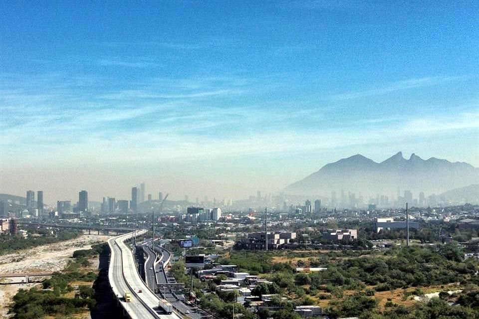 La NOM-43 de la Semarnat tiene más de 30 años sin haber sido actualizada, y la dependencia anunció que será revisada.