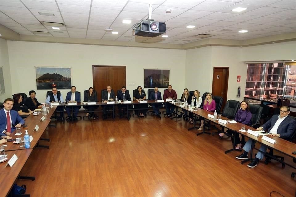 The state Treasurer, the Secretary General of the Government and local Deputies are preparing a meeting in which they will discuss the 2026 Budget.