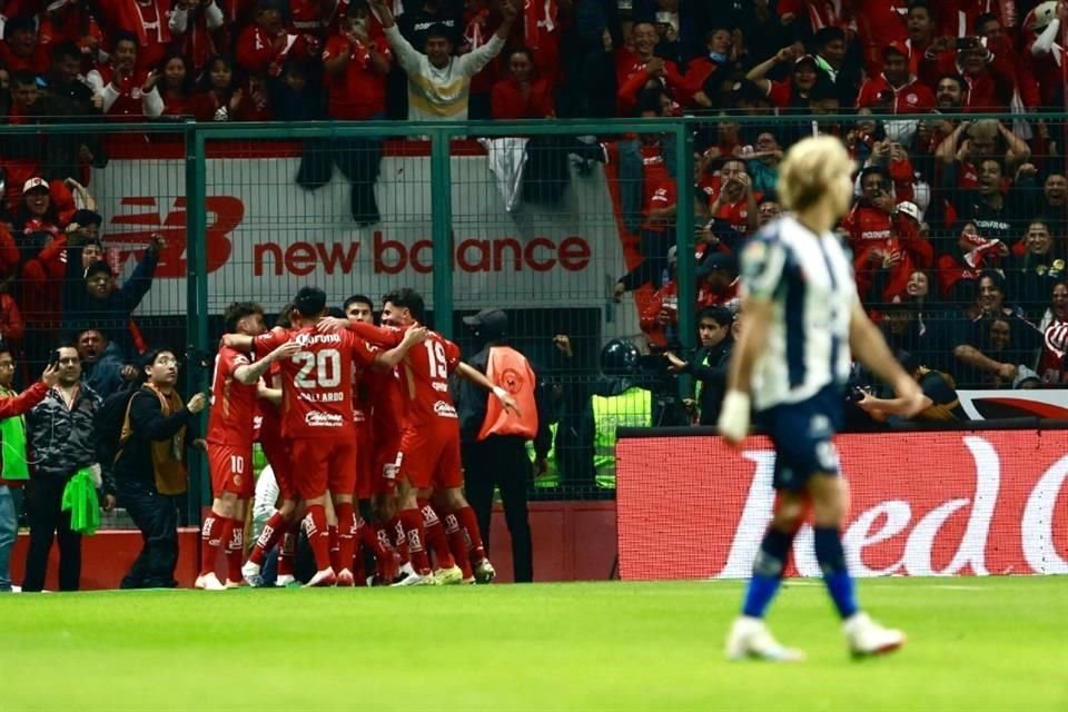 Toluca con ese gol ya ponía a Rayados en aprietos.