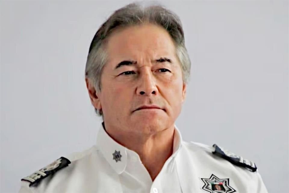 Ex Secretario de Seguridad de Tabasco, Hernán Bermúdez, está acusado de secuestrar a dueño de gasolinera asegurada por venta de 'huachicol'.